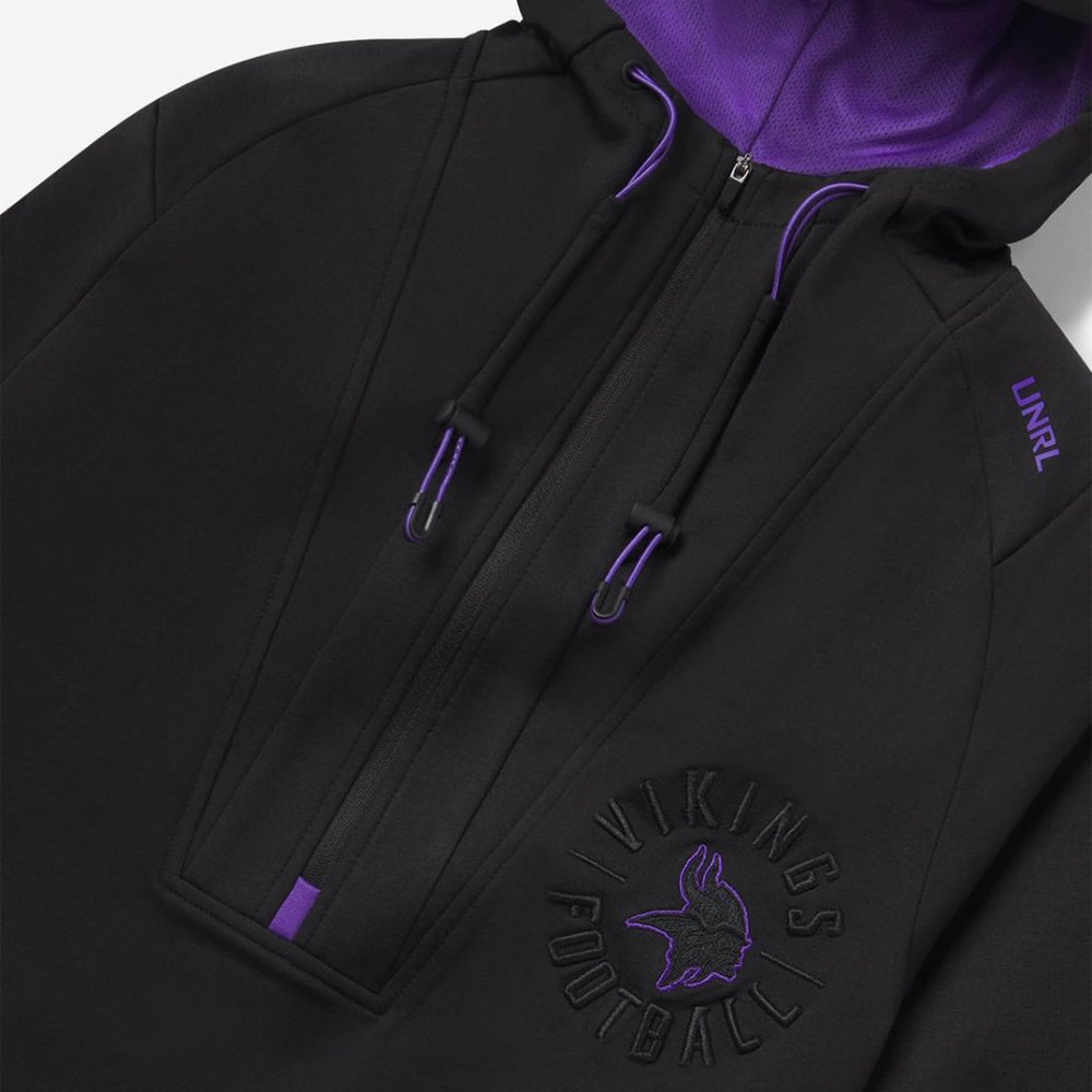 UNRL Vikings 2023 encore 1/2 zip Medium NWT